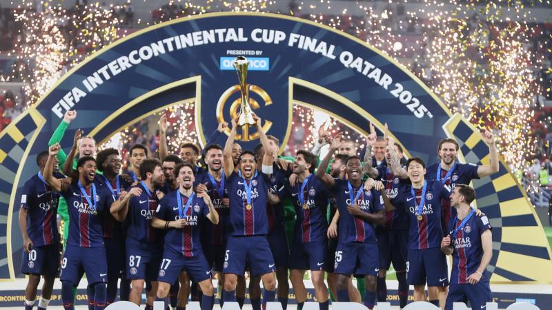 卡什：莱万就该当波兰队长，普罗别日撤他袖标真的很奇怪