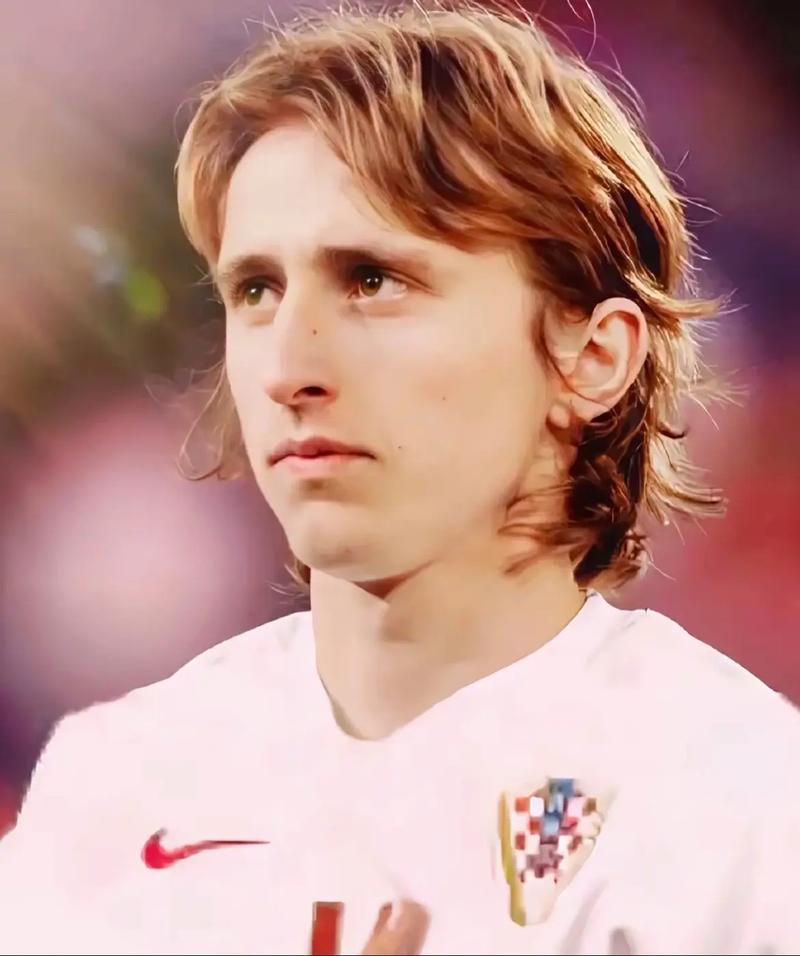 阿维塔网球大师课燃动热爱，全运会网球女单冠军朱琳领衔授课