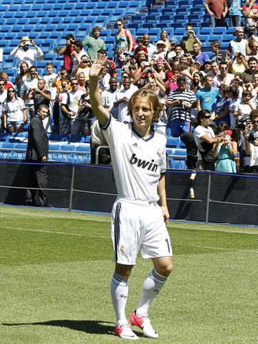 巴萨生死战来袭，法兰克福隐藏致命危机！