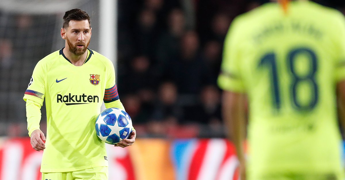 曼联、利物浦近五轮各1胜，英超积分榜曼联积22分，领先利物浦。