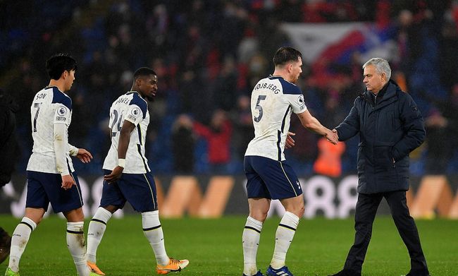 足球中超球队加练体能，主帅：必须跑起来